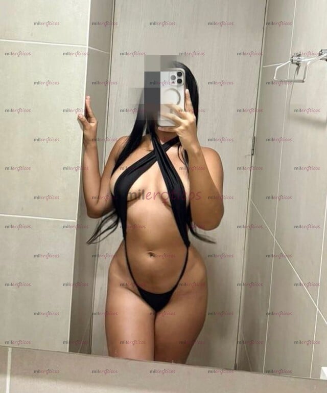 FOTOS DE MELANY TU FLAQUITA MORENA SEXY COMPLACIENTE