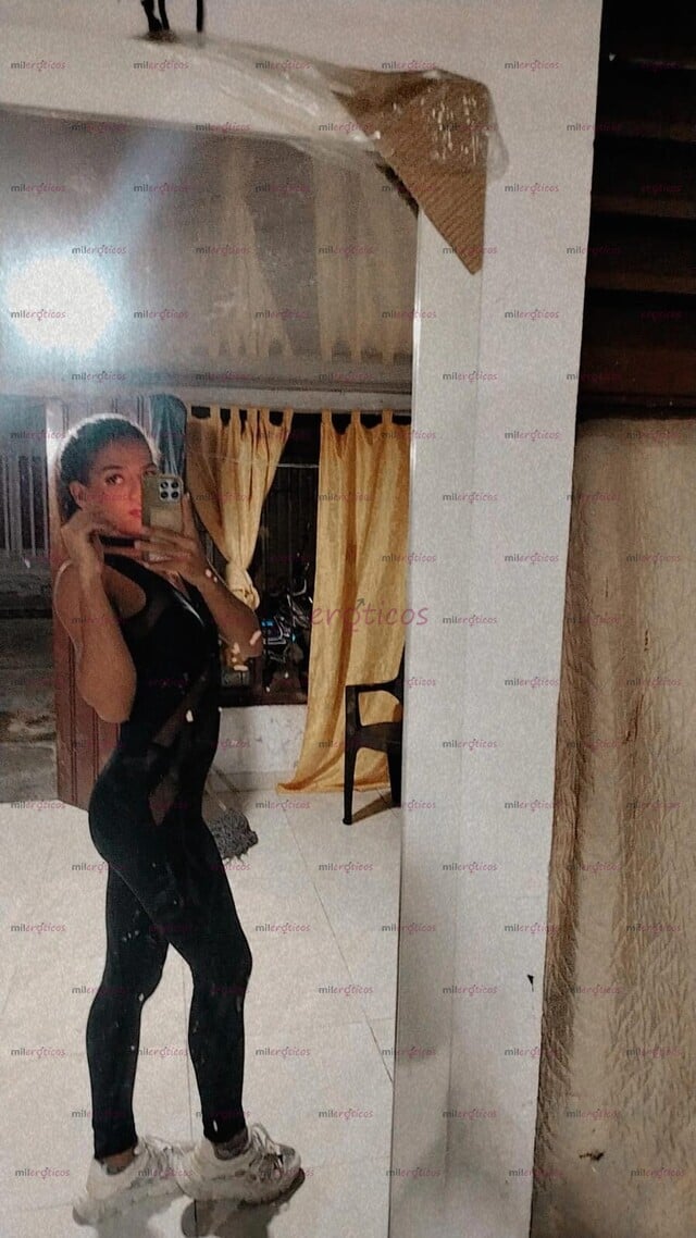 FOTOS DE CARITA DE MUÑECA, CUERPO DE DIABLA, MIRADA DE PERRITA, CON SITIO