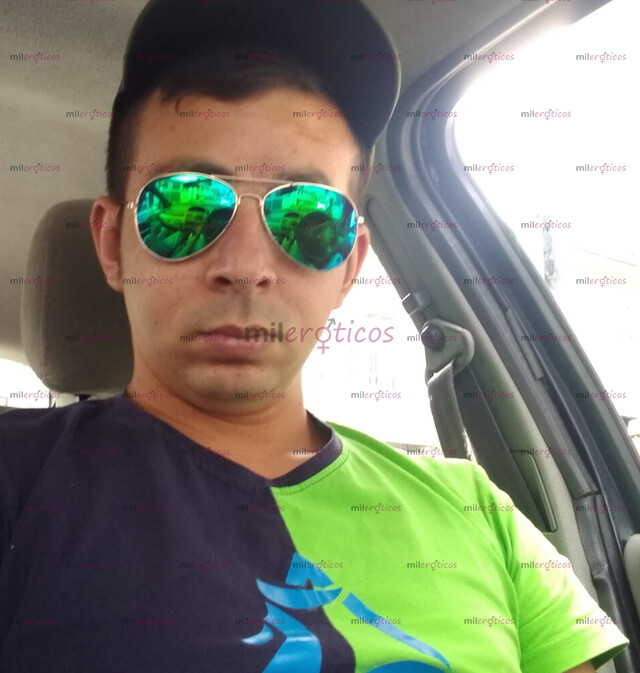 FOTOS DE HOMBRE JOVEN DISCRETO Y EDUCADO EN LA CIUDAD DE MANIZALES
