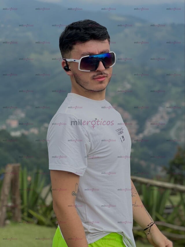 FOTOS DE CHICO JOVEN CALIENTE Y MORBOSO .VENTA DE CONTENIDO SÚPER HOT
