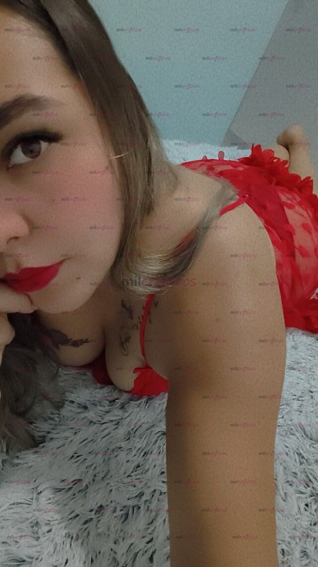 FOTOS DE HOLA PAPI ! SOY MÍA UNA CHICA COMPLACIENTE QUE