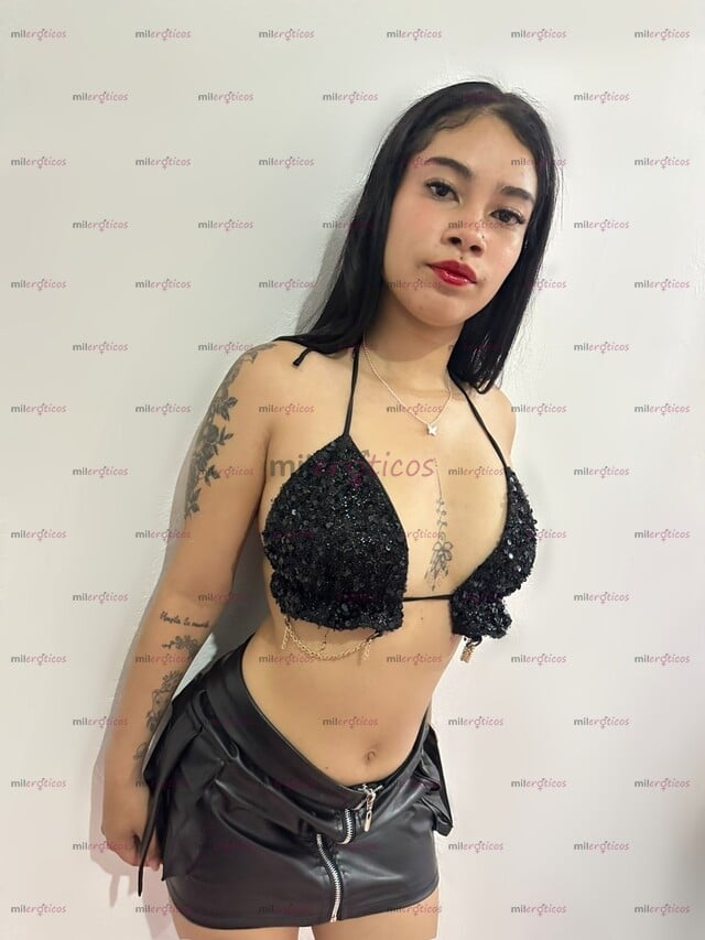 FOTOS DE AMOR SOY A ALISON LINDA SEXI CHICA DE 20 AÑOS TROSUDITA PARA TI