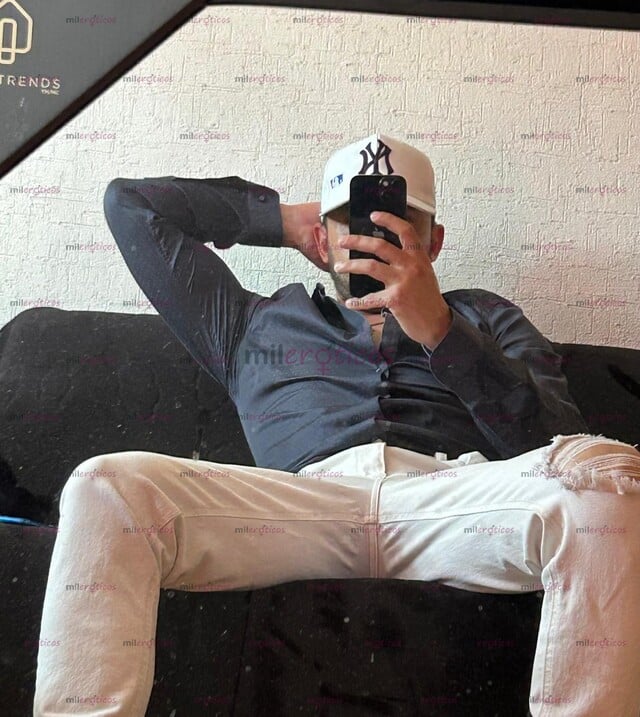 FOTOS DE SERVICIO DE CALIDAD Y PLACENTERO. DOTADO Y GUAPO.