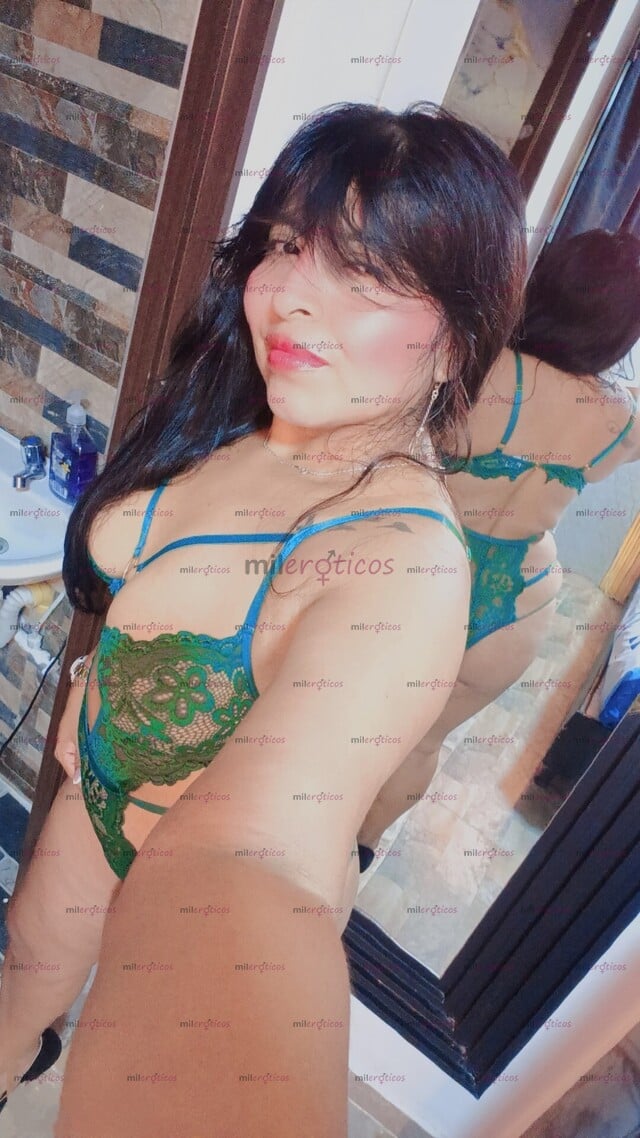 FOTOS DE LLEGO TU POTRA ARRECHA TE VA ENCANTAR METERTELO EN MI VAGINA EXTRECHA Y HÚMEDA,