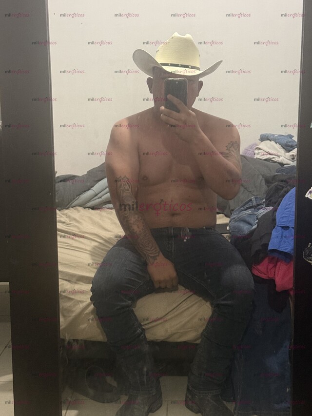 FOTOS DE BUSCAS PASARLA BIEN, MÁNDAME UN MSJ Y TE PROMETO QUE PASARÁS UN RICO MOMENTO
