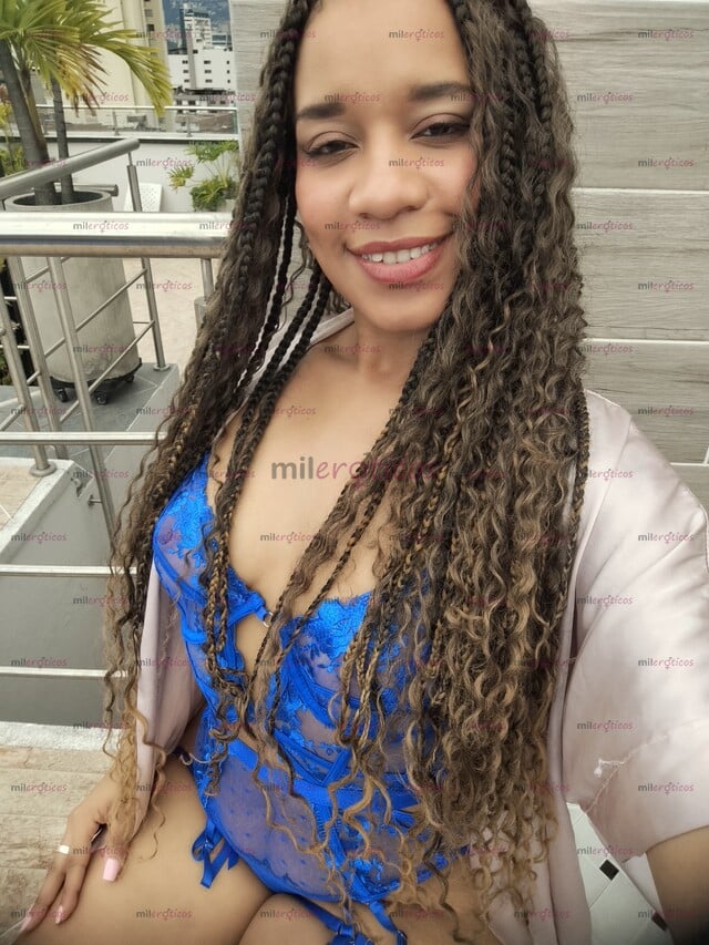 FOTOS DE HERMOSA Y DIVERTIDA MORENA UBICADA EN LA CIUDAD DE MEDELLÍN , PAISA Y SENSUAL
