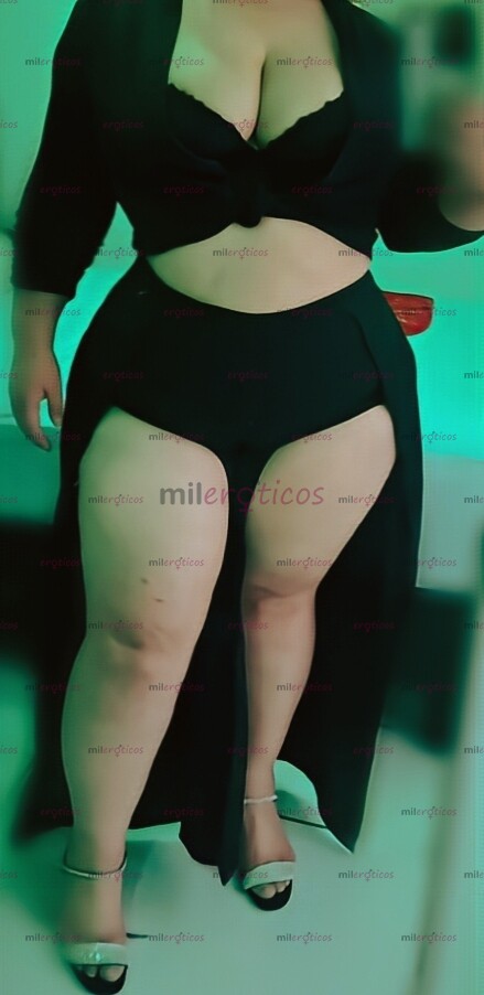 FOTOS DE POETICAMENTE HABLANDO QUIERO QUE MI CUERPO Y EL TUYO RIMEN...