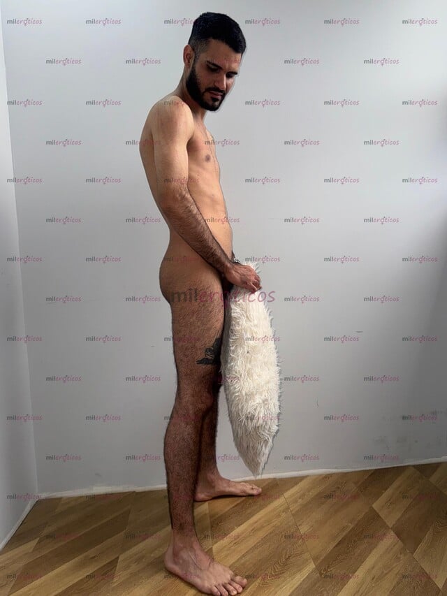 FOTOS DE SERVICIO EXCLUSIVO PARA MUJERES SI ERES HOMBRE NO INSISTAS, SOY CUBANO CALIENTE