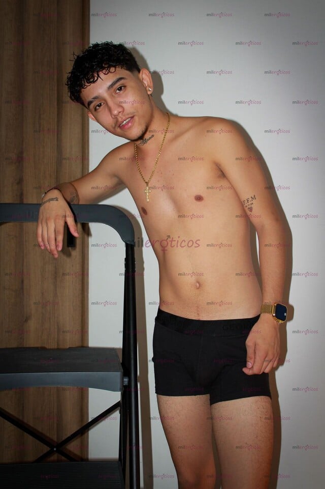 FOTOS DE DOMINANTE POLLITO CON SITIO DISCRETO 20CTM PARA TU CULO