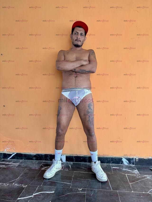 FOTOS DE CHACAL MORENO ACTIVO19 CM MUY CALIENTE Y PREÑADOR; REVENTADOR DE CULOS .