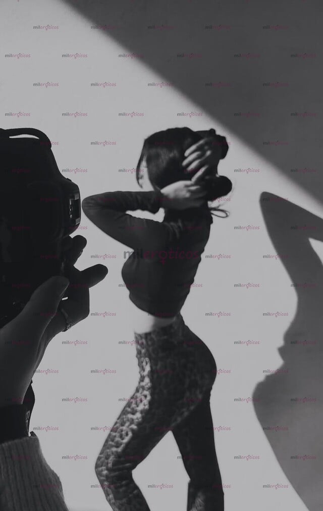 FOTOS DE LESLIE 24 HORAS DISPONIBLE TOTALMENTE INDEPENDIENTE