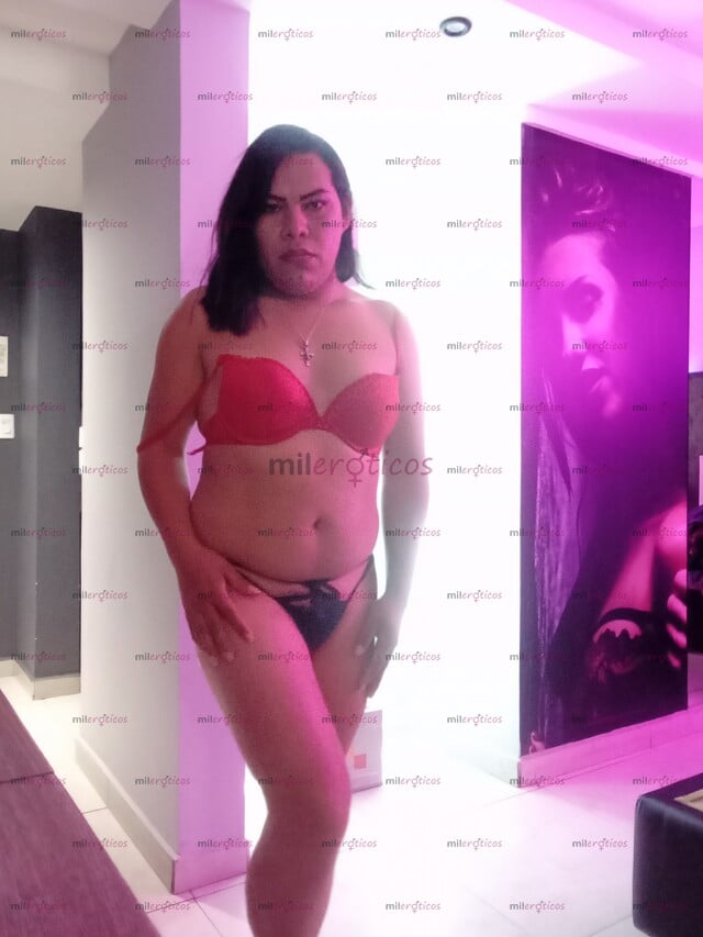 FOTOS DE SOY UNA CHICA COMPLACIENTE EN LA CAMA Y EN LO QUE TÚ ME PIDAS AMOR NO TE ARREPEN