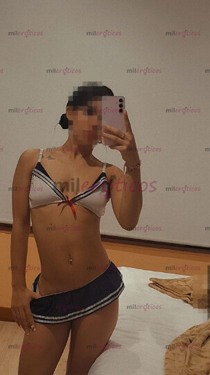 FOTOS DE SARAY DELICIOSA JOVEN APRETADA CON HERMOSOS ATRIBUTOS