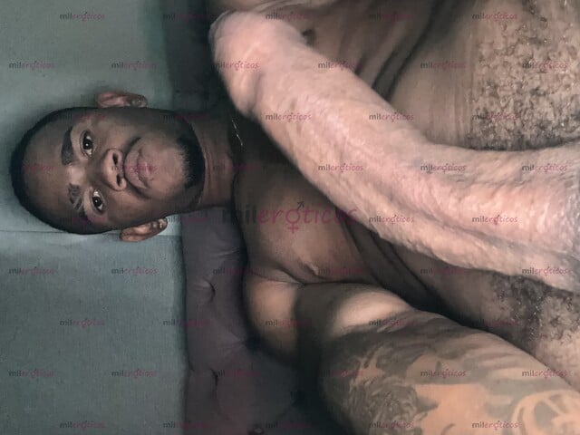 FOTOS DE NEGRO, ALTO, VERGON 26CM, TATUADO, ISLEÑO, GUAPO, CON GANAS DE FOLLAR MUJERES