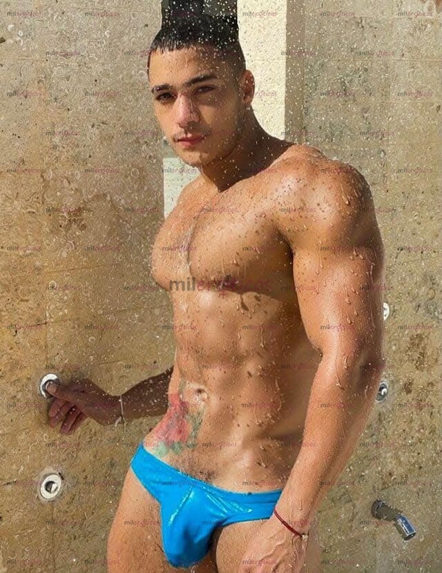 FOTOS DE HOLA MI NOMBRE ES ERIK 21 CM DE VERGA PARA TI NO TE ARREPENTIRAS