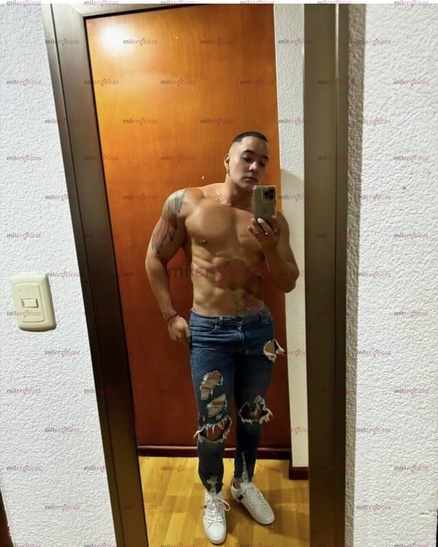 FOTOS DE HOLA MI NOMBRE ES ERIK 21 CM DE VERGA PARA TI NO TE ARREPENTIRAS