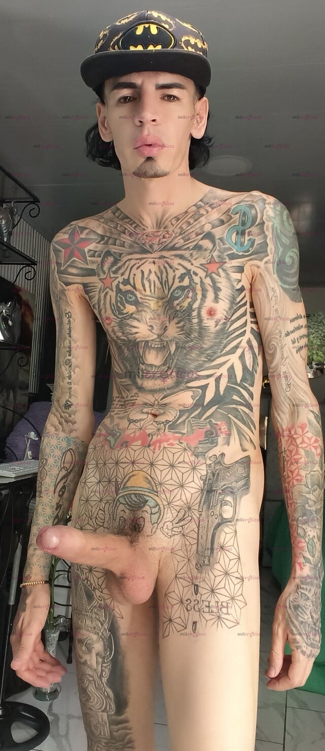 FOTOS DE FLACO ACTIVO MORBOSO CON TATUAJES Y SITIO RESERVADO