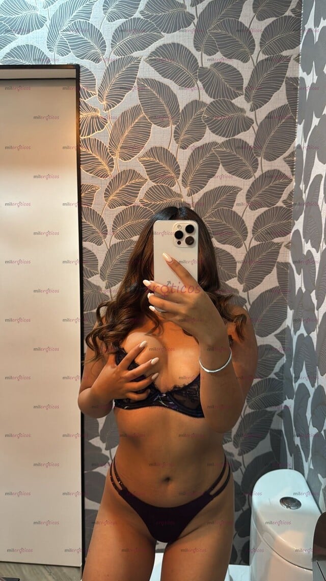 FOTOS DE HAZEL, CHICA PIEL CANELA CUERPO FIT LISTA PARA DELEITARTE BB