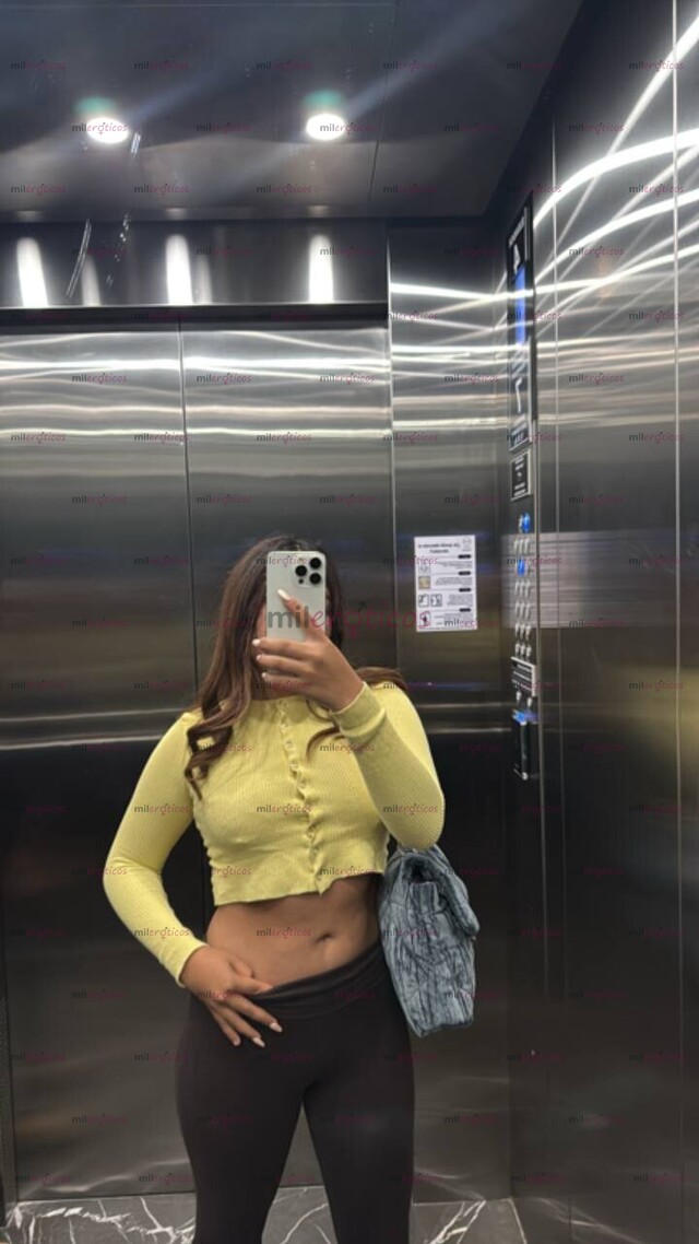 FOTOS DE HAZEL, CHICA PIEL CANELA CUERPO FIT LISTA PARA DELEITARTE BB