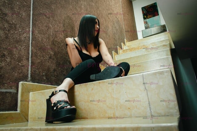 FOTOS DE HOLA SOY SHAROM Y SOY MUY CALIENTE RICA Y ESTRECHA LISTA PARA SENTARME EN LAS P