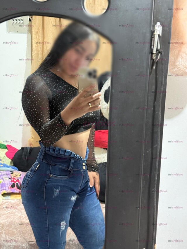 FOTOS DE HOLA AMOR SOY UNA LINDA JOVENCITA ARRECHITA CON GANAS DE SACARTE TODA LECHE
