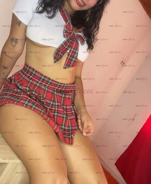 FOTOS DE VALENTINA, ESPERO SU MENSAJE. MIS AMORES BELLOS.