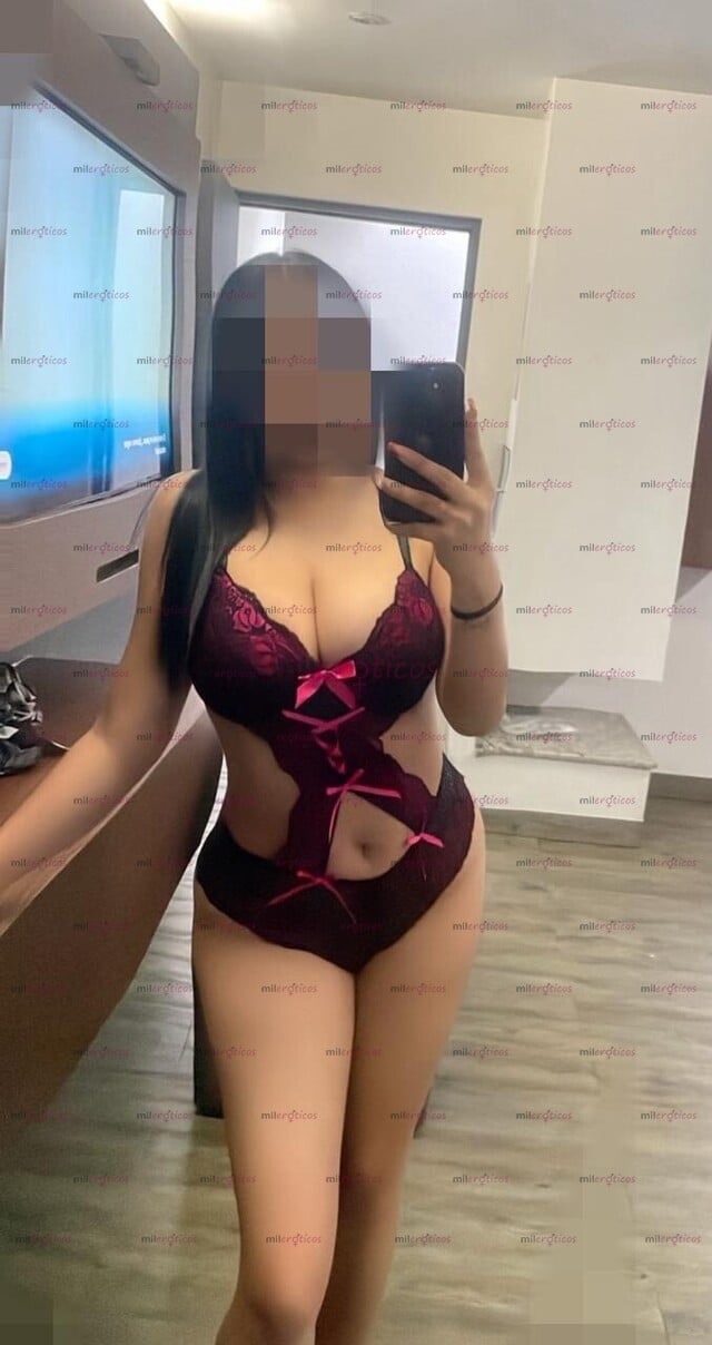 FOTOS DE PUTITA CACHONDA DISPUESTA A TODO PARA HACERTE VENIR