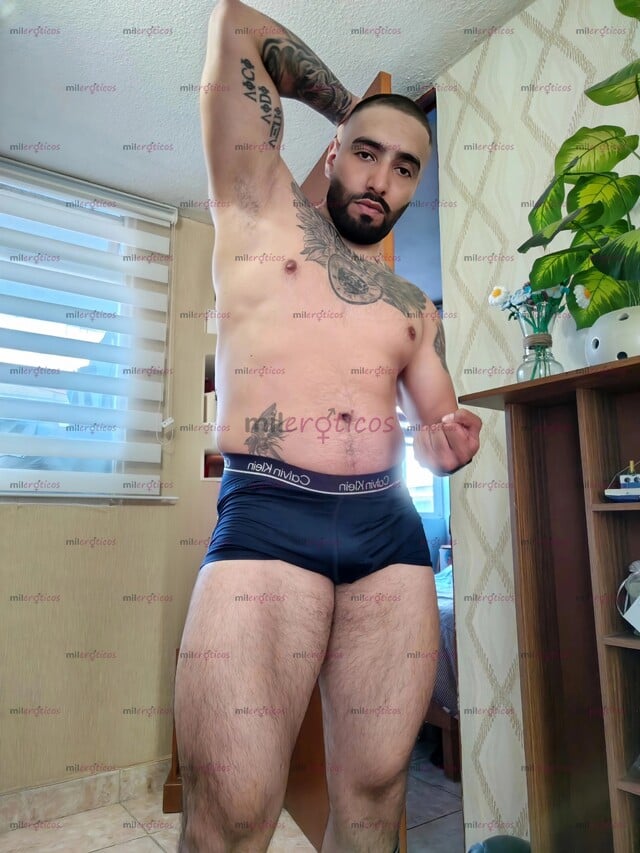 FOTOS DE GIGOLO PARA PAREJAS Y MUJERES SOLTERAS O CASADAS PASA UN EXCELENTE RATO DISCRETO