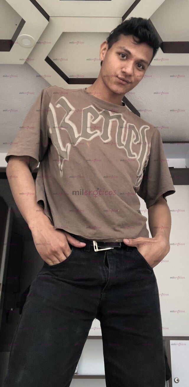 FOTOS DE UN CHICO GUAPO Y COMPLACIENTE PARA TI EXCELENTE FÍSICO, TRATO DE NOVIO Y MEN
