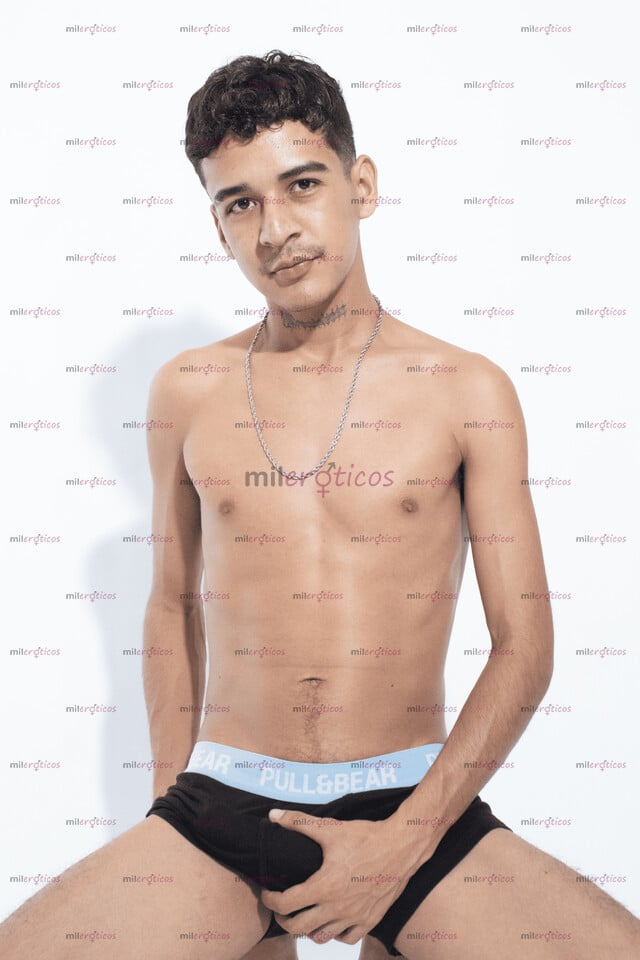 FOTOS DE TE GUSTARÍA CACHONDEAR CON UN MORRITO LINDO Y CALIENTE