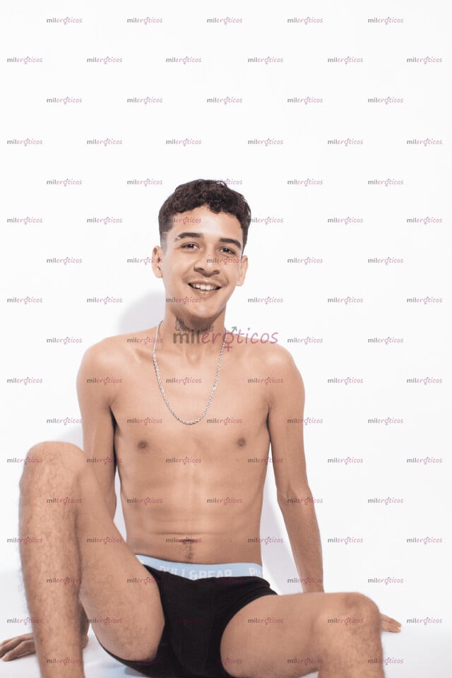 FOTOS DE TE GUSTARÍA CACHONDEAR CON UN MORRITO LINDO Y CALIENTE