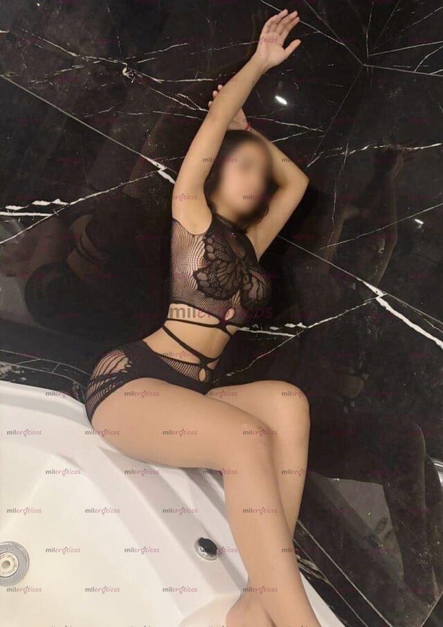 FOTOS DE FLAQUITA CHICHONA Y CULONA LISTA PARA COMPLACERTE Y HACERTE VENIR
