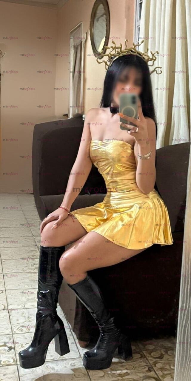FOTOS DE CHIQUITA COGIBLE BIEN CACHONDA CON LA PUCHITA APRETADITA