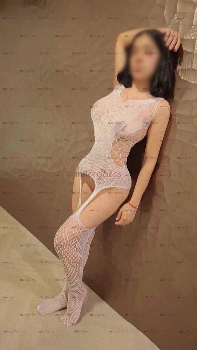 FOTOS DE HOLA PAPI DÉJAME COMPLACERTE Y HACERTE PASAR UN RATO INCREÍBLE