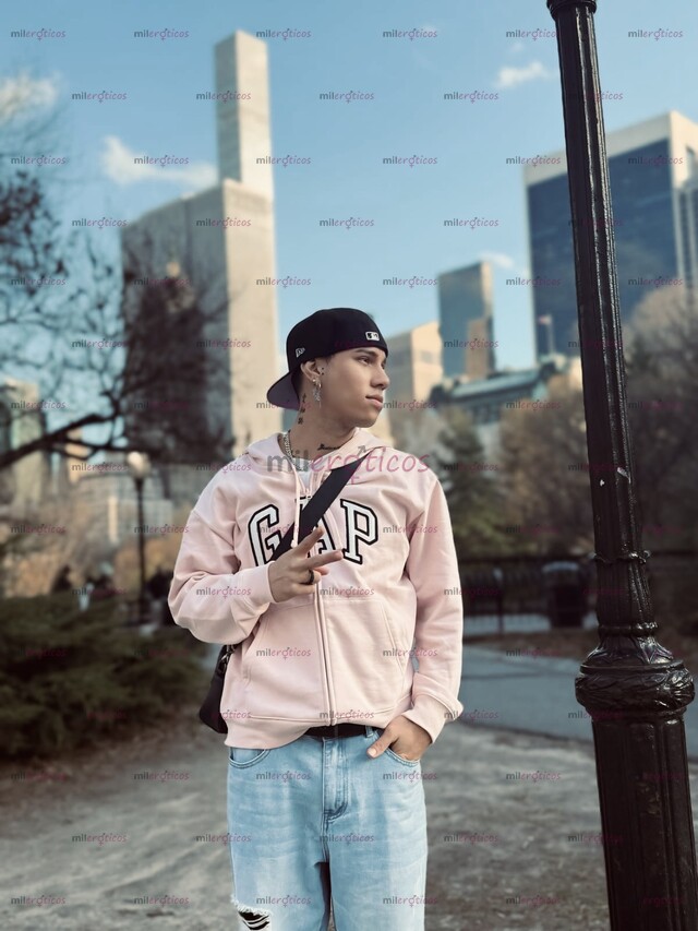FOTOS DE CHICO DISPONIBLE PARA CUMPLIR TUS FANTASÍAS Y PASARLA RICO