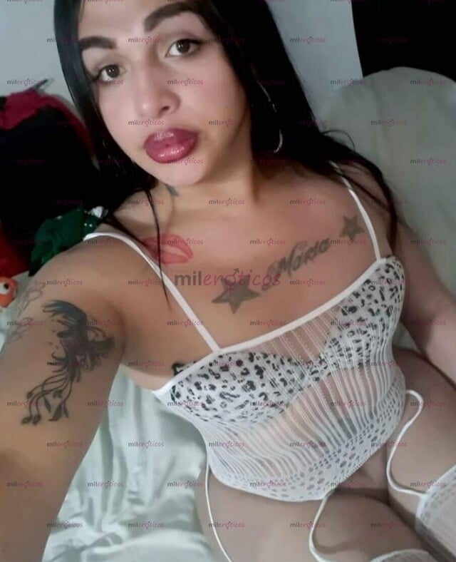 FOTOS DE BESOS,CARICIAS TRATO DE NOVIOS DE AMANTES SILENCIOSOS.CON UNA RICA COMPAÑIA
