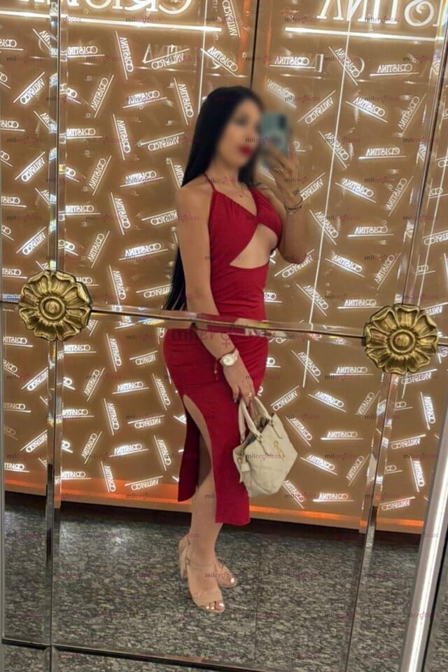 FOTOS DE RICOTA CON LA PUCHITA BONITA Y TETAS GRANDES LISTA PARA HACER EL AMOR