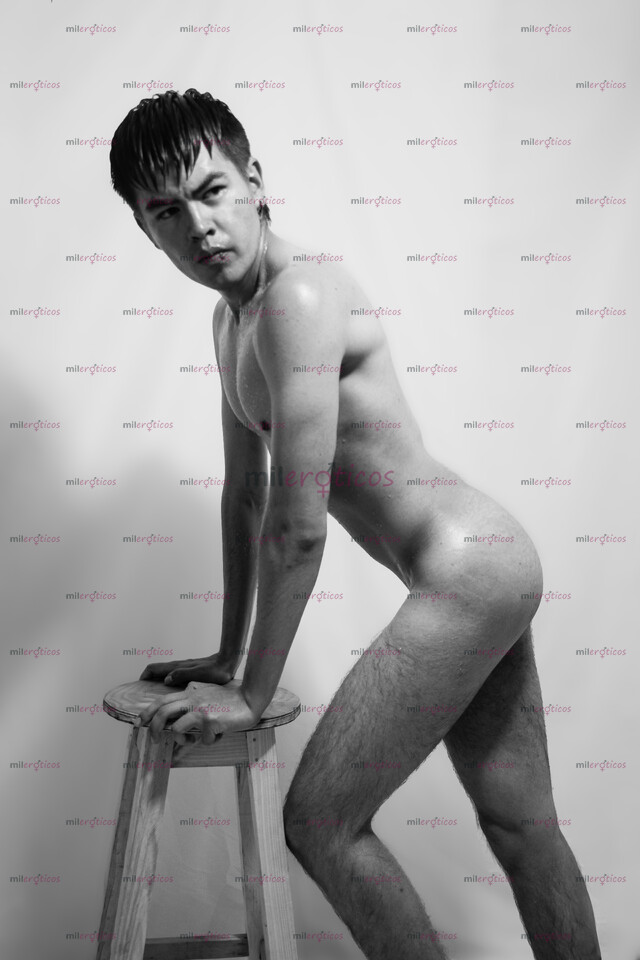 FOTOS DE JOVEN DELGADO PASIVO CON SITIO BUEN CULO