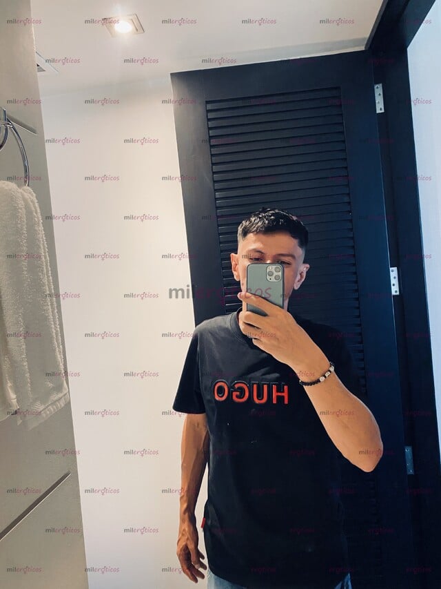 FOTOS DE HOLA SOY SANTIAGO VENTA DE CONTENIDO Y VIDEO LLAMADAS