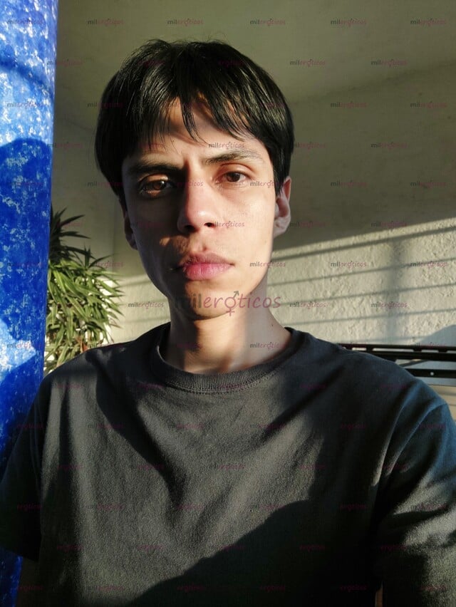 FOTOS DE CHICO DE QUERETARO,DELGADO Y ROMANTICO, LISTO PARA COMPARTIR UN RATO AGRADABLE