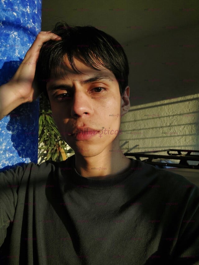 FOTOS DE CHICO DE QUERETARO,DELGADO Y ROMANTICO, LISTO PARA COMPARTIR UN RATO AGRADABLE