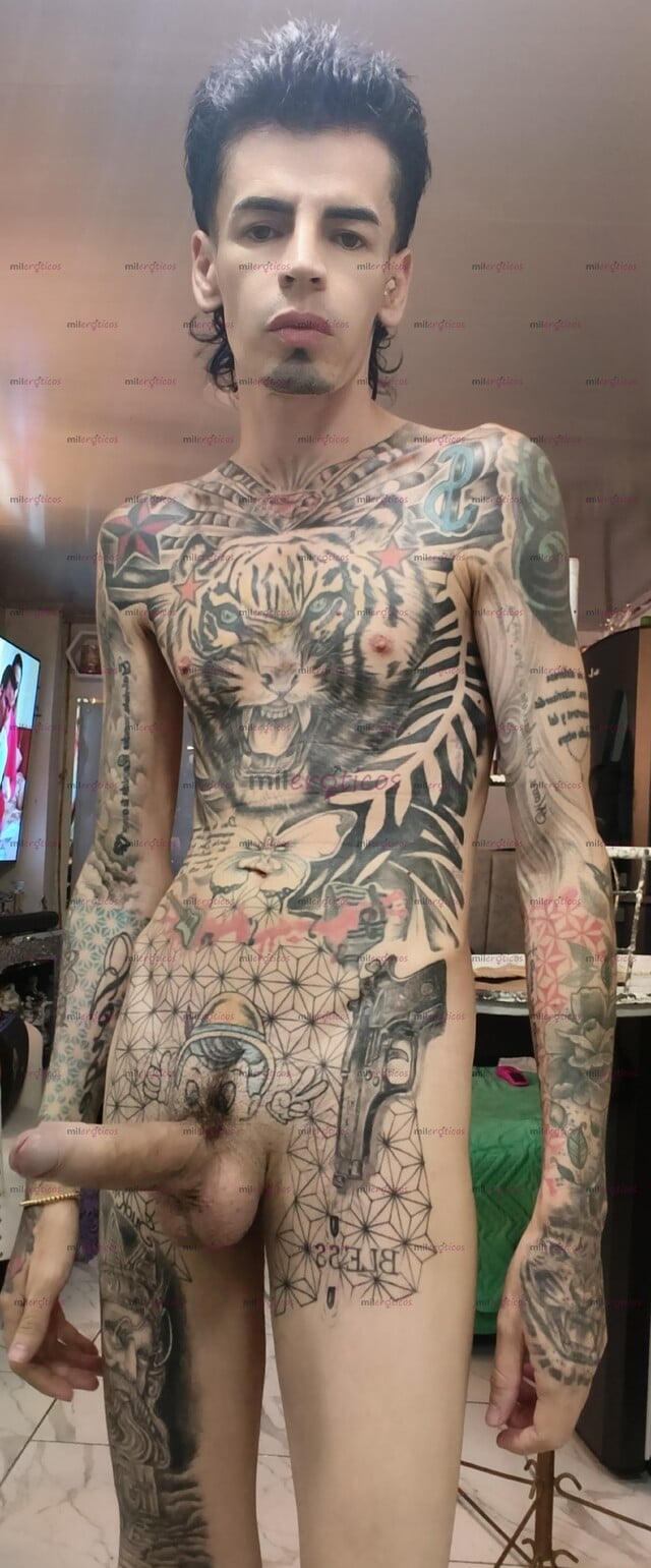 FOTOS DE FLACO BLANCO ACTIVO TATUADO MORBOSO LECHERO