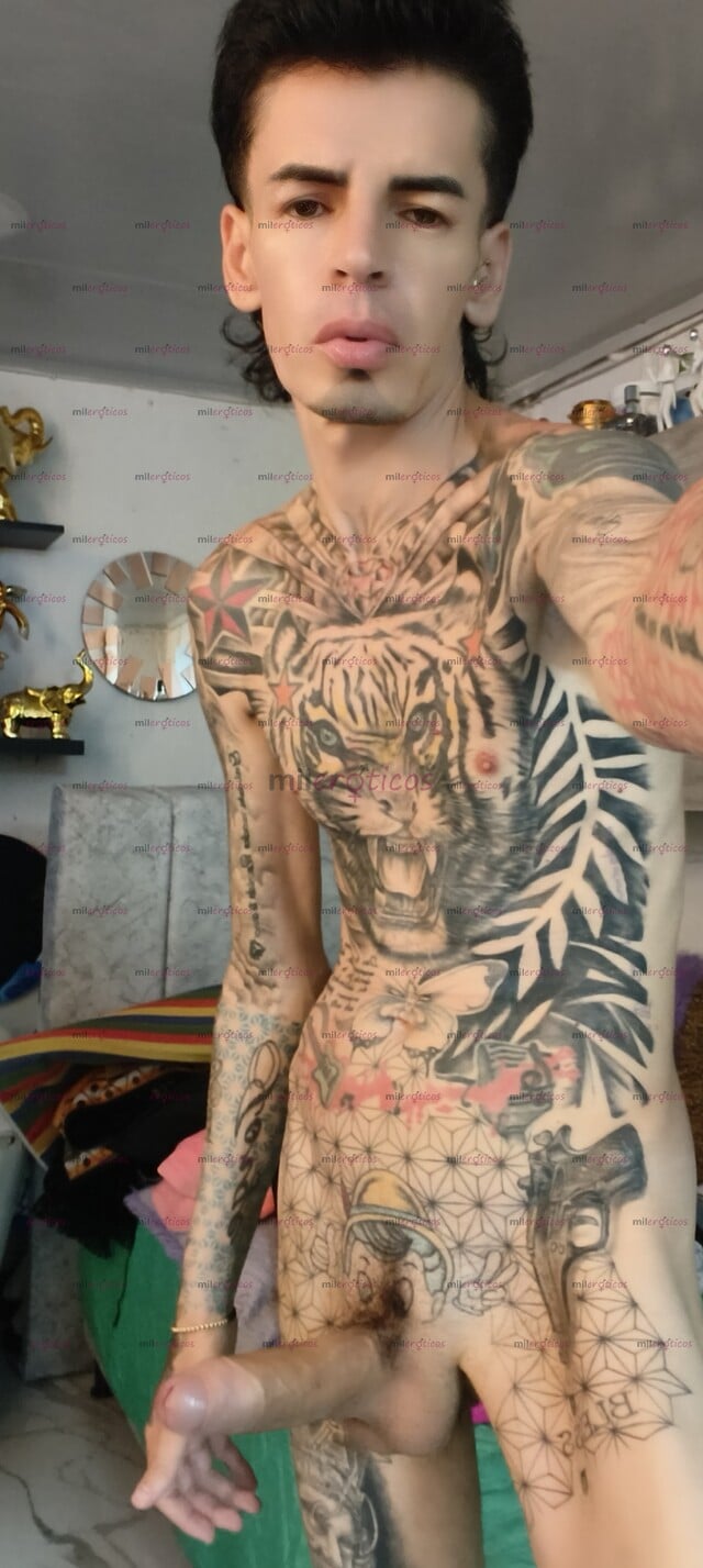 FOTOS DE FLACO BLANCO ACTIVO TATUADO MORBOSO LECHERO
