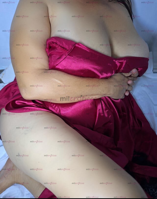 FOTOS DE HOLA MI AMOR SOY GEMA UNA MILF EXPERTA EN SACARTE LA LECHITA VEN A VER MIS TETAS