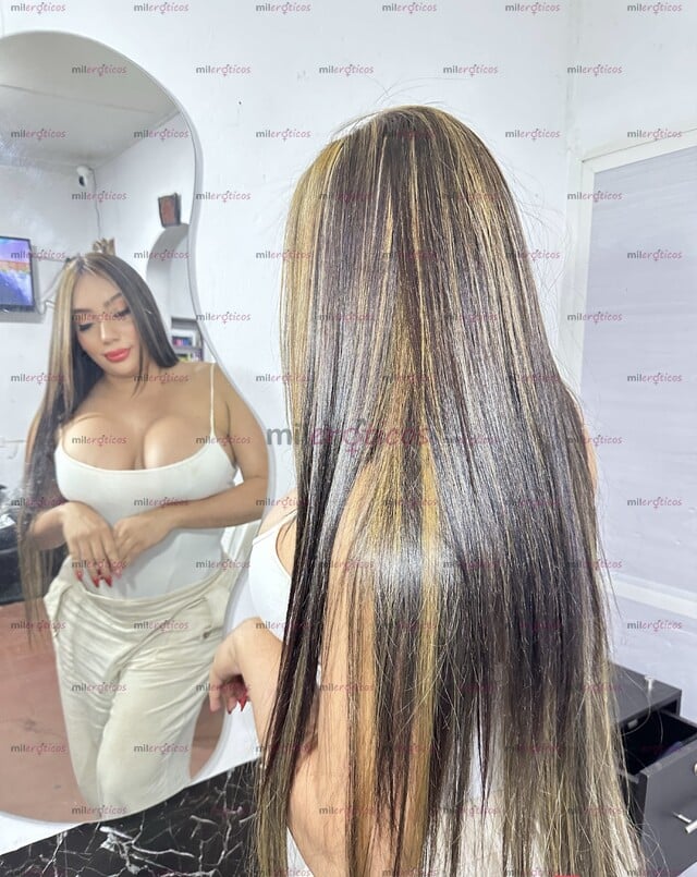 FOTOS DE DESPAMPANANTE IMPACTANTE BELLA E INIGUALABLE DANIELA ZAMBRANO