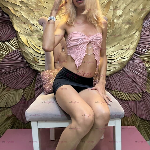 FOTOS DE MUJER TRANS JOVEN, BONITA Y DELGADA POR PRIMERA VEZ EN LA CIUDAD