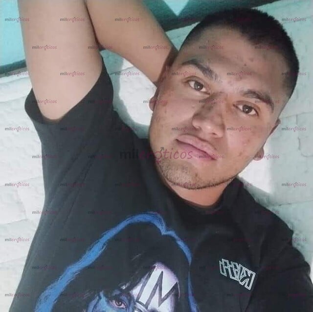 FOTOS DE HOMBRE CURIOSO, RENDIDOR Y DIVERTIDO EN BUSCA DE MUJERES