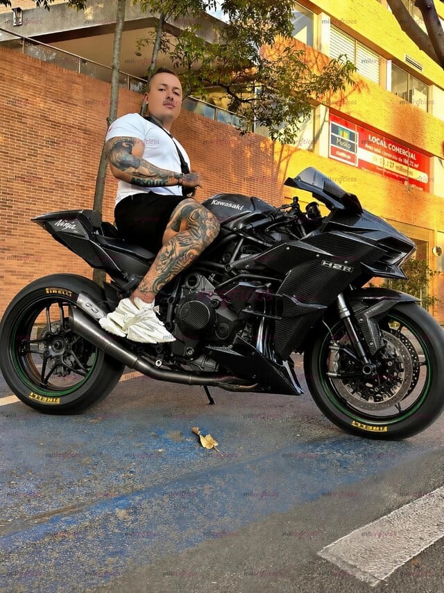 FOTOS DE EXCLUSIVE ESCORT, SAFE AND DISCREET. FIND ME ON INSTAGRAM INKMIKEE4