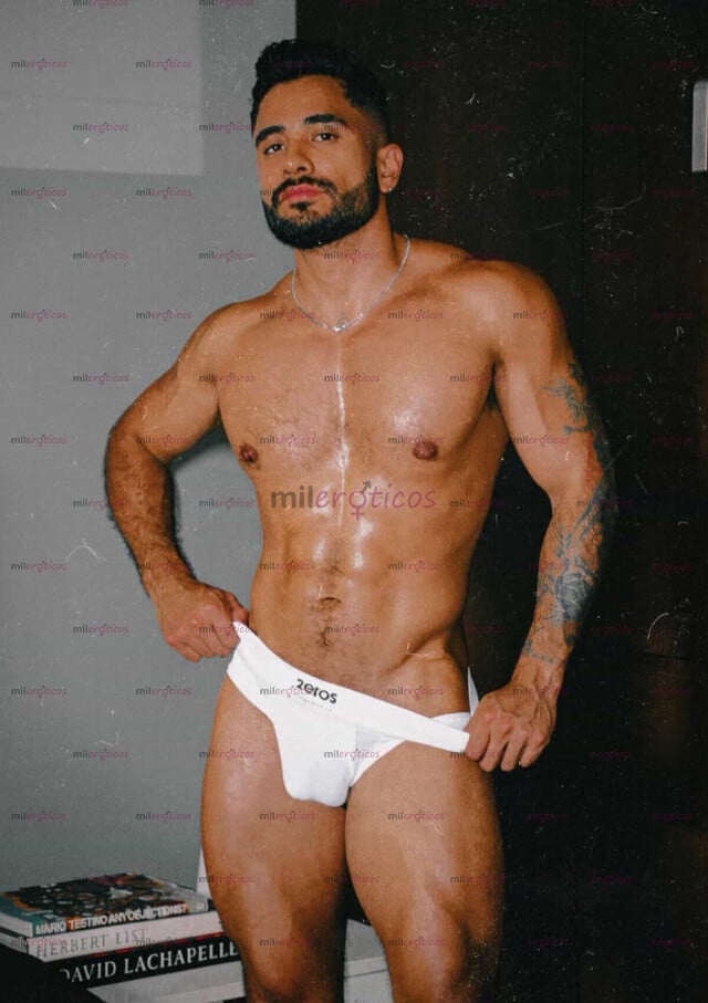 FOTOS DE VATO MASCULINO GUAPO VARONIL DISCRETO LISTO PARA CUMPLIR TUS DESEOS.