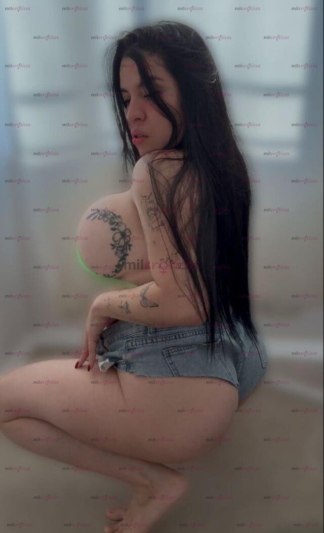 FOTOS DE SOL !TENGO ROLES, JUGUETES Y SOY UNA PUTITA HAMBRIENTA DE TI! ME USAS?